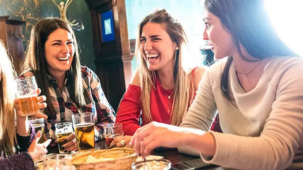 Moderation und Siegerehrung beim Kneipenquiz